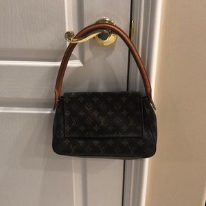 Louis Vuitton Shoulder Bag